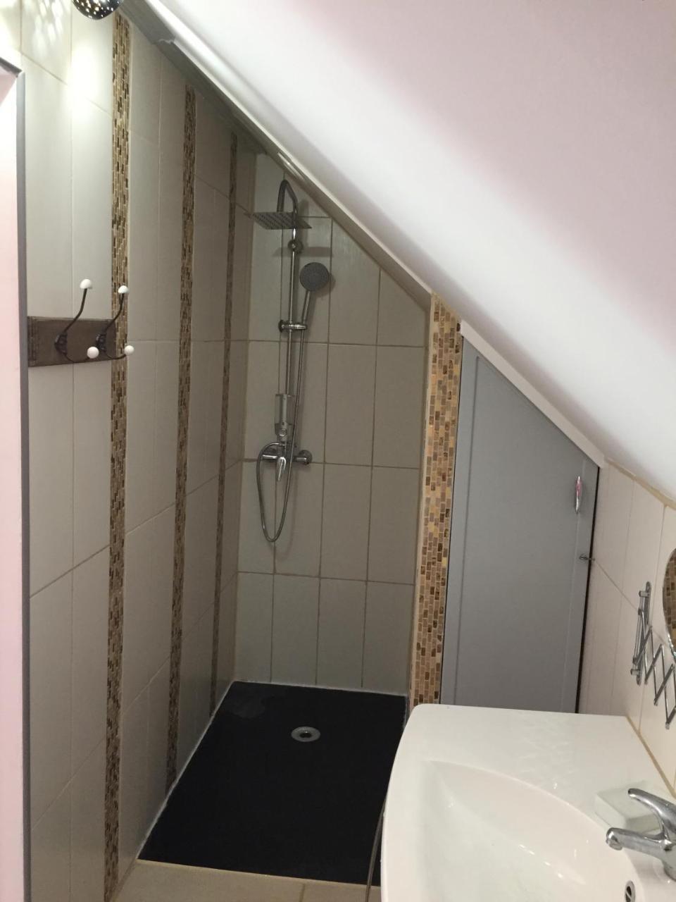 Le Rouge & Blanc Bed & Breakfast Saint-Maurice-le-Vieil Eksteriør bilde