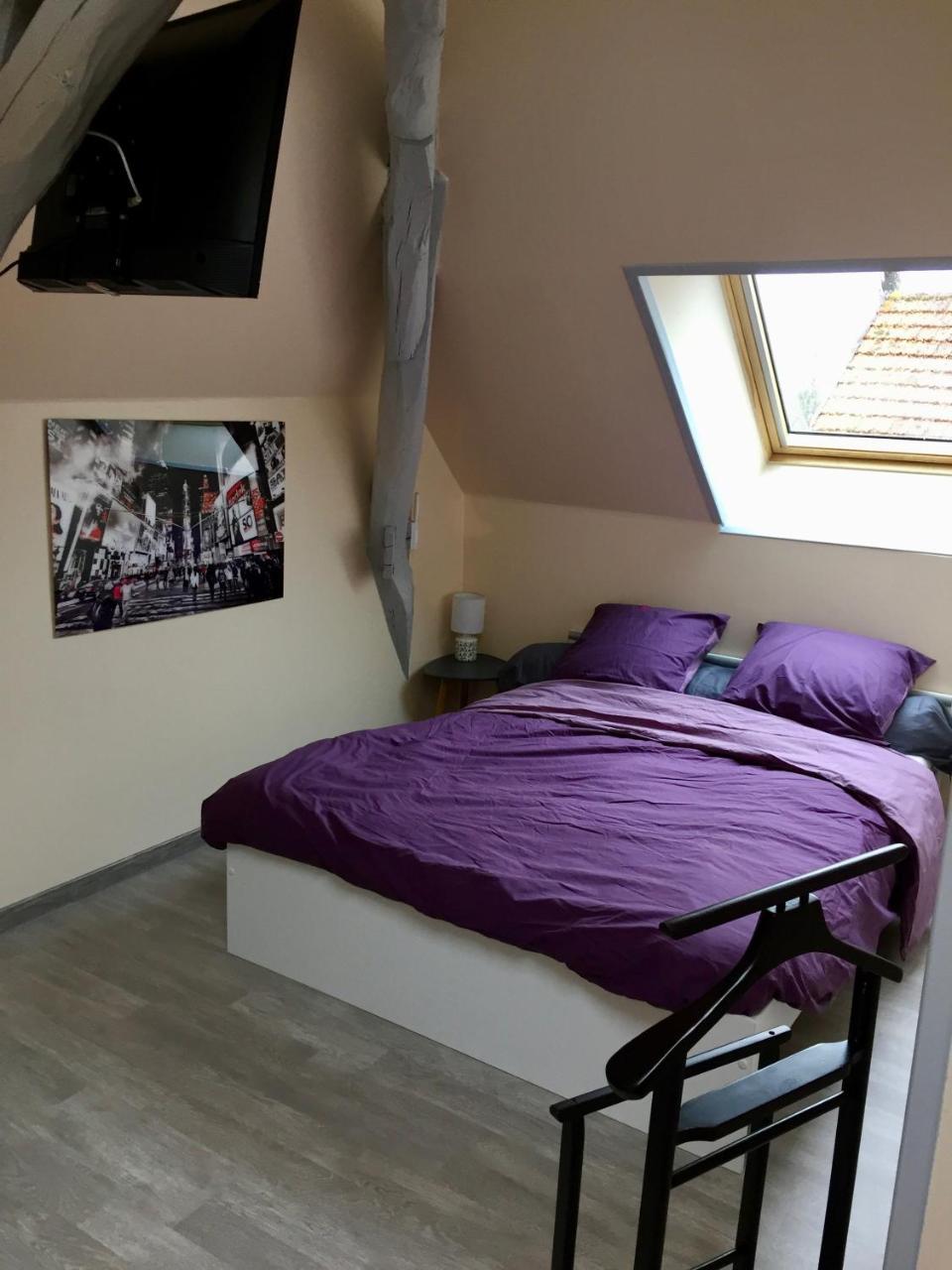 Le Rouge & Blanc Bed & Breakfast Saint-Maurice-le-Vieil Eksteriør bilde