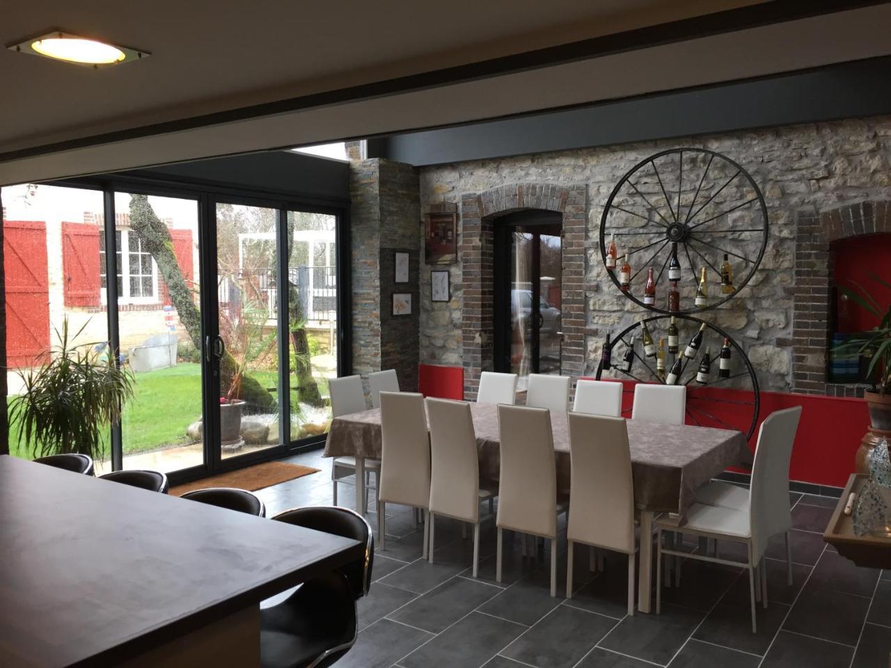 Le Rouge & Blanc Bed & Breakfast Saint-Maurice-le-Vieil Eksteriør bilde