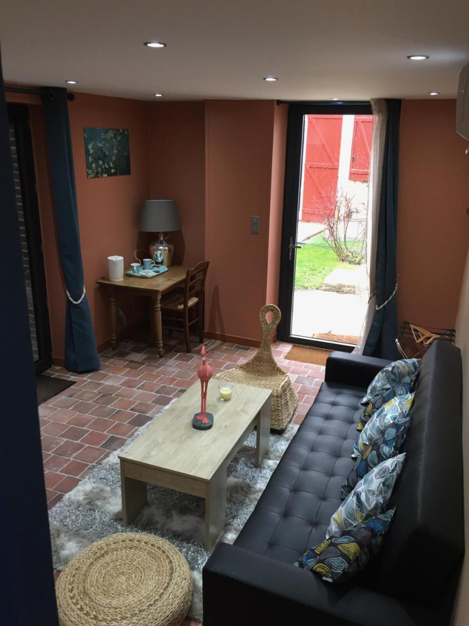 Le Rouge & Blanc Bed & Breakfast Saint-Maurice-le-Vieil Eksteriør bilde