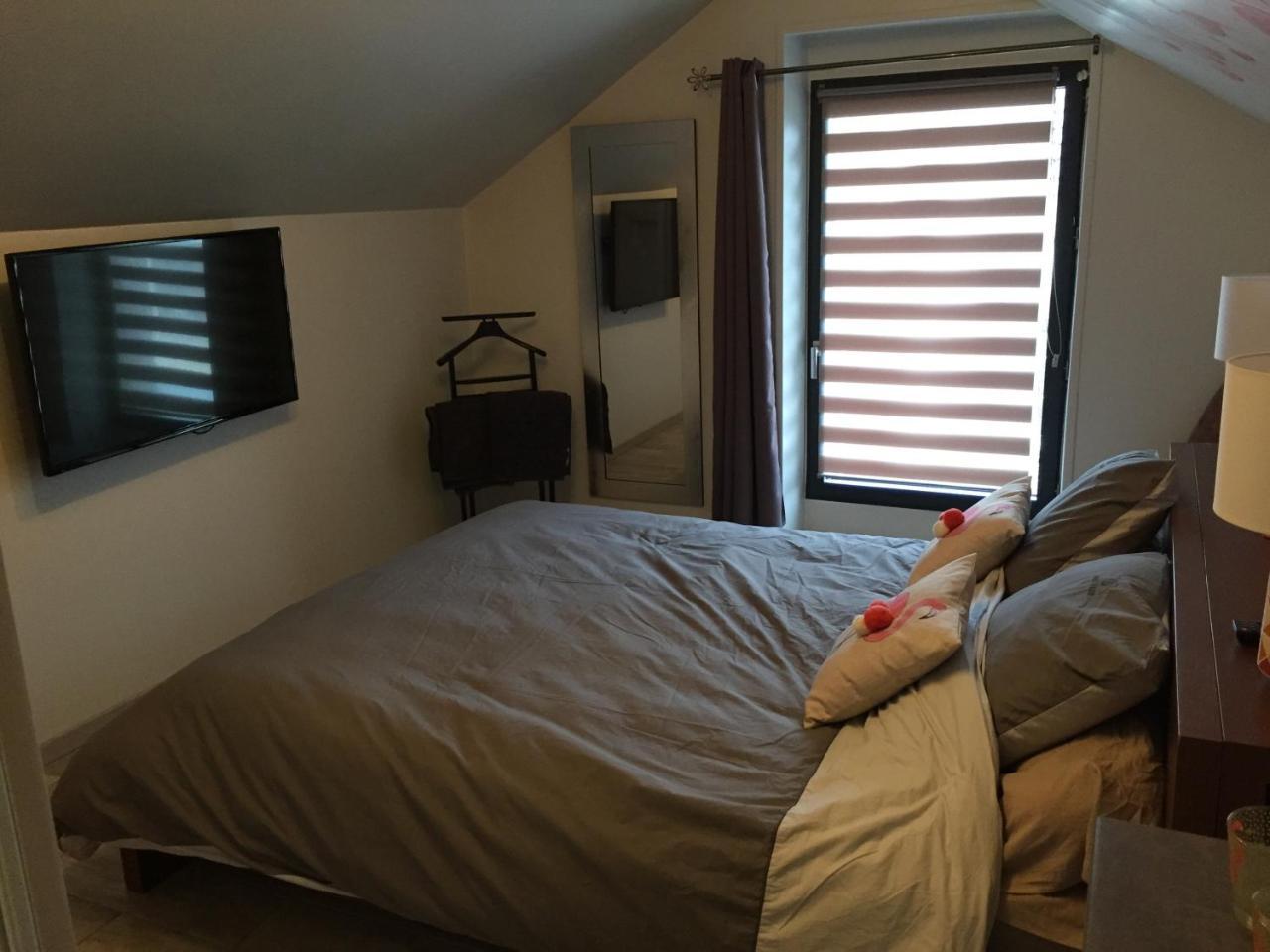 Le Rouge & Blanc Bed & Breakfast Saint-Maurice-le-Vieil Eksteriør bilde